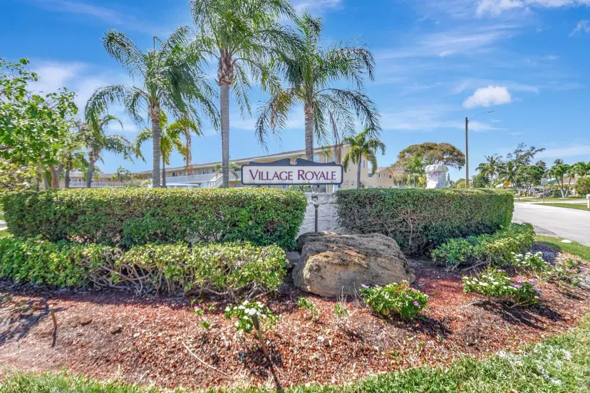 Picture of 2222 NE 1St Way 105, Boynton Beach FL 33435