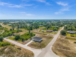 Picture of 371 Peerless St, Lehigh Acres, FL 33974