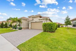 Picture of 8944 Bastille Circle E, Parkland, FL 33076