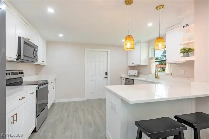 Picture of 27525 Michigan St, Bonita Springs FL 34135