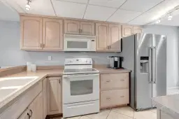 Picture of 15 Royal Palm Way 505, Boca Raton, FL 33432