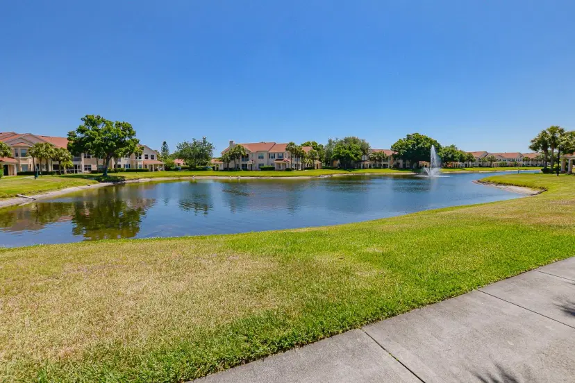Picture of 2318 57Th Circle 2318, Vero Beach FL 32966