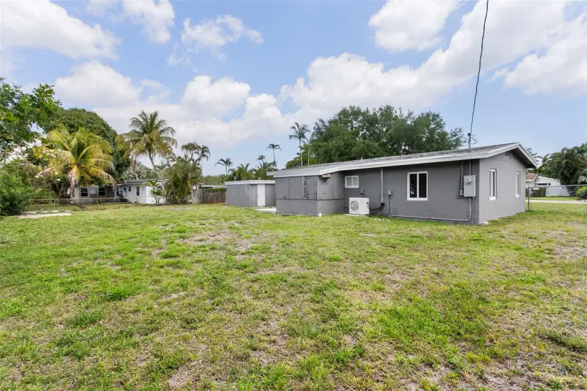 Picture of 2709 NE 1St Ave, Wilton Manors FL 33334