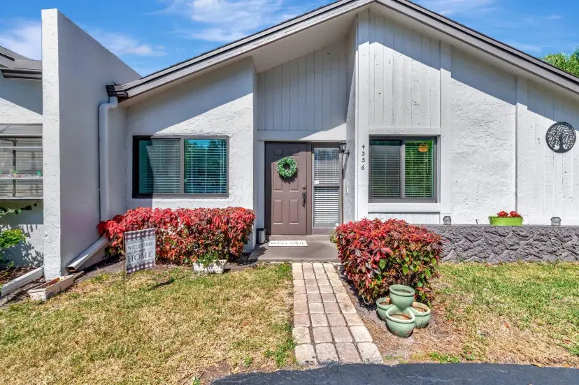 Picture of 4336 Palm Forest Dr S, Delray Beach FL 33445