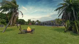 Picture of 511 Broadway Ave, Lehigh Acres, FL 33972