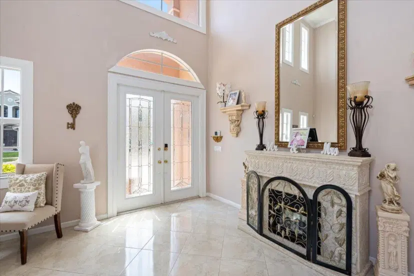Picture of 1018 NW Demedici Road, Port St Lucie FL 34986