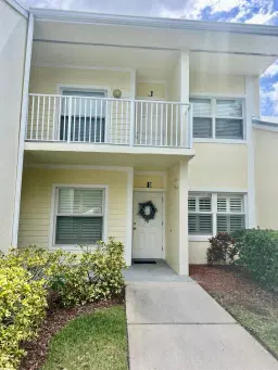 Picture of 4220 Gator Trace Avenue 5E, Fort Pierce, FL 34982