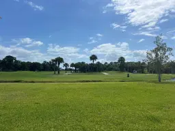 Picture of 4220 Gator Trace Avenue 5E, Fort Pierce, FL 34982
