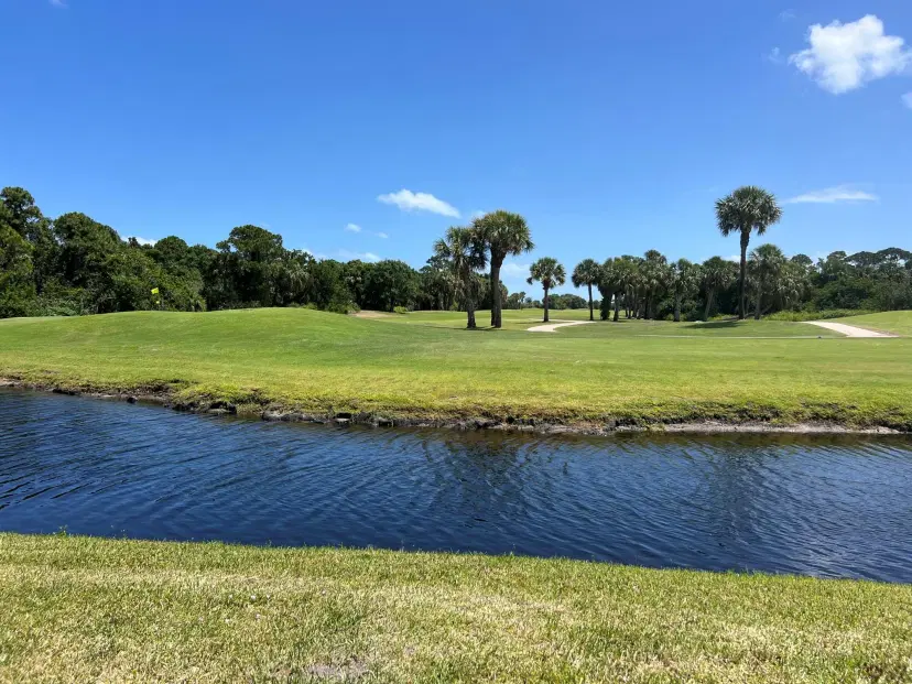 Picture of 4220 Gator Trace Avenue 5E, Fort Pierce FL 34982