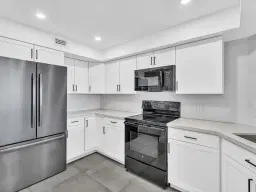 Picture of 2425 Presidential Way 1101, West Palm Beach, FL 33401