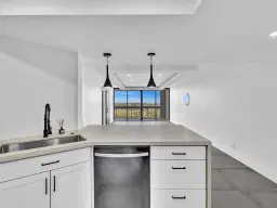 Picture of 2425 Presidential Way 1101, West Palm Beach, FL 33401