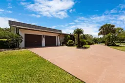 Picture of 5200 Woodlands Bl, Tamarac, FL 33319