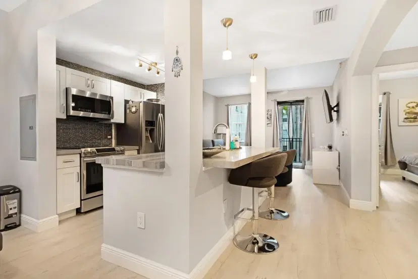 Picture of 533 NE 3Rd Ave 229, Fort Lauderdale FL 33301