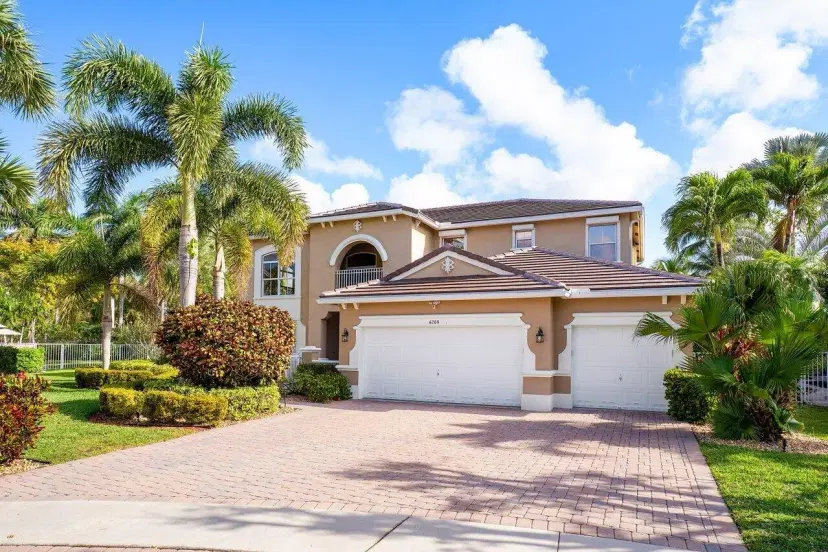Picture of 6769 Finamore Circle, Lake Worth FL 33467