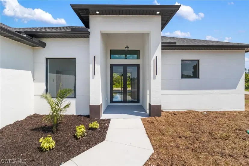 Picture of 479 Rand St, Lehigh Acres FL 33974