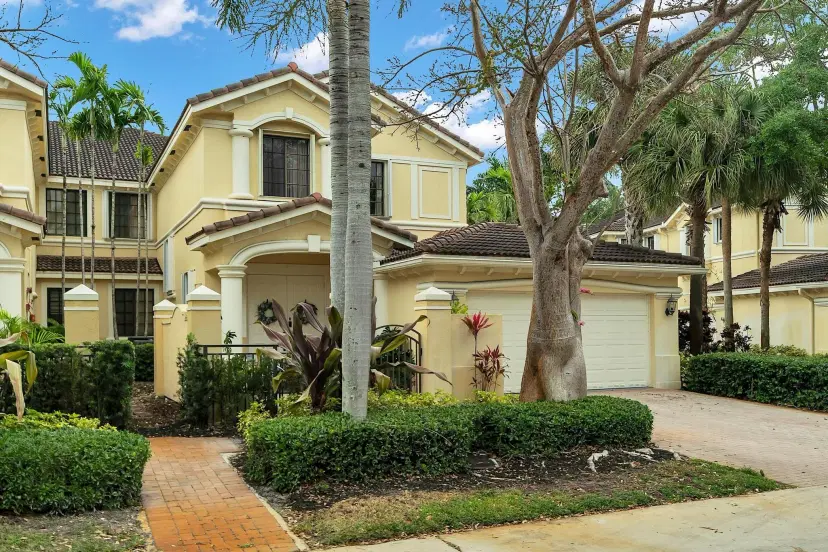 Picture of 1529 Passion Vine Cir 3-4, Weston FL 33326