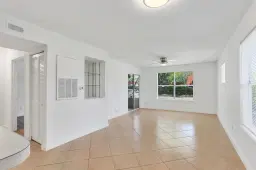 Picture of 1780 Palm Cove Boulevard 6-101, Delray Beach, FL 33445