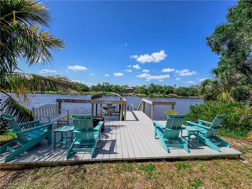 Picture of 270 River Oaks Dr, Labelle FL 33935