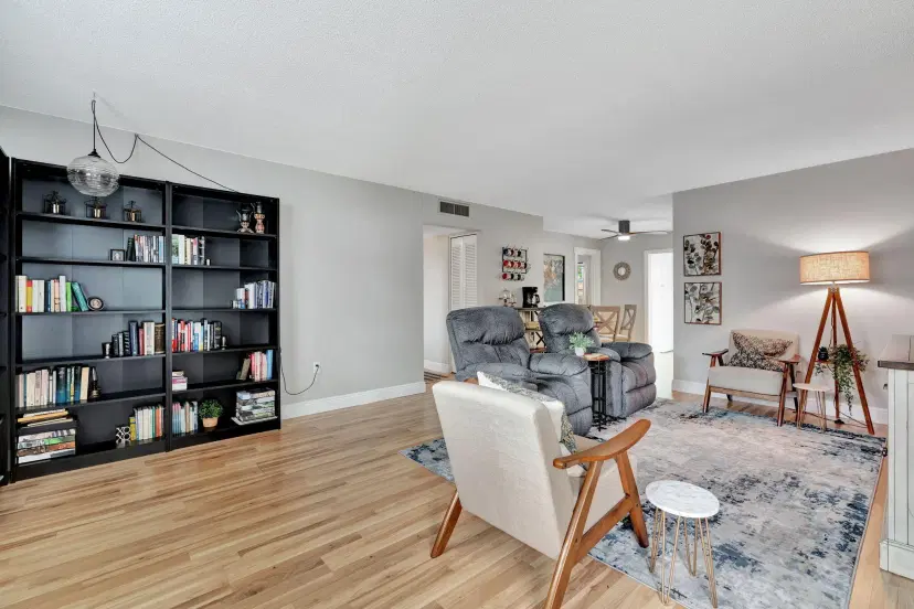 Picture of 3210 Meridian Way S 10, Palm Beach Gardens FL 33410
