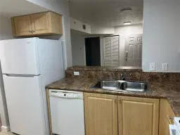 Picture of 529 E Sheridan St 108, Dania Beach, FL 33004