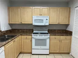 Picture of 529 E Sheridan St 108, Dania Beach, FL 33004