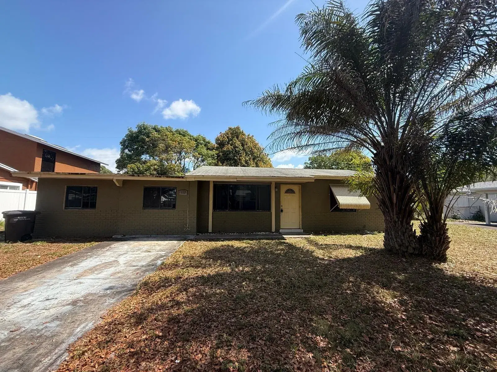 Picture of 412 S Chillingworth Dr, West Palm Beach, FL 33409