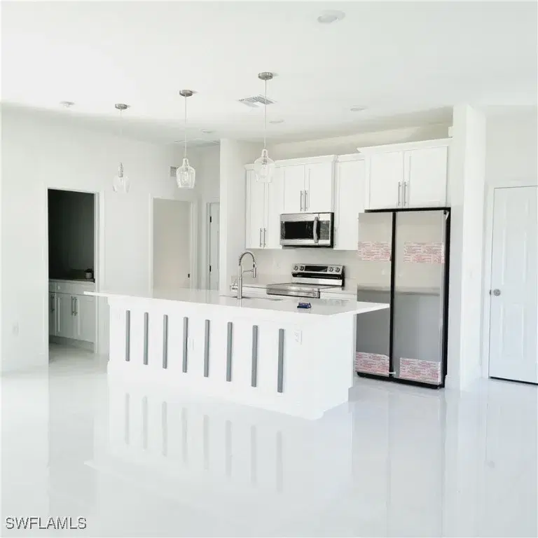 Picture of 1102 E 15Th St, Lehigh Acres FL 33972