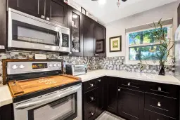 Picture of 111 Royal Park Dr 2E, Oakland Park, FL 33309