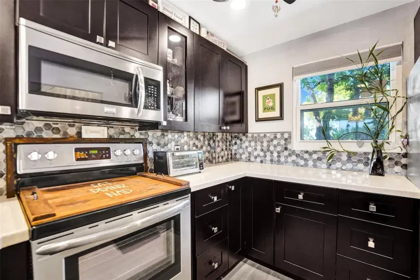 Picture of 111 Royal Park Dr 2E, Oakland Park FL 33309