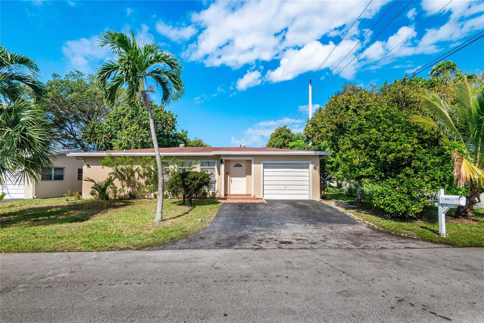 Picture of 4921 NW 15Th Ave, Deerfield Beach, FL 33064