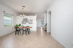 Picture of 4435 E Whitewater Ave, Weston, FL 33332