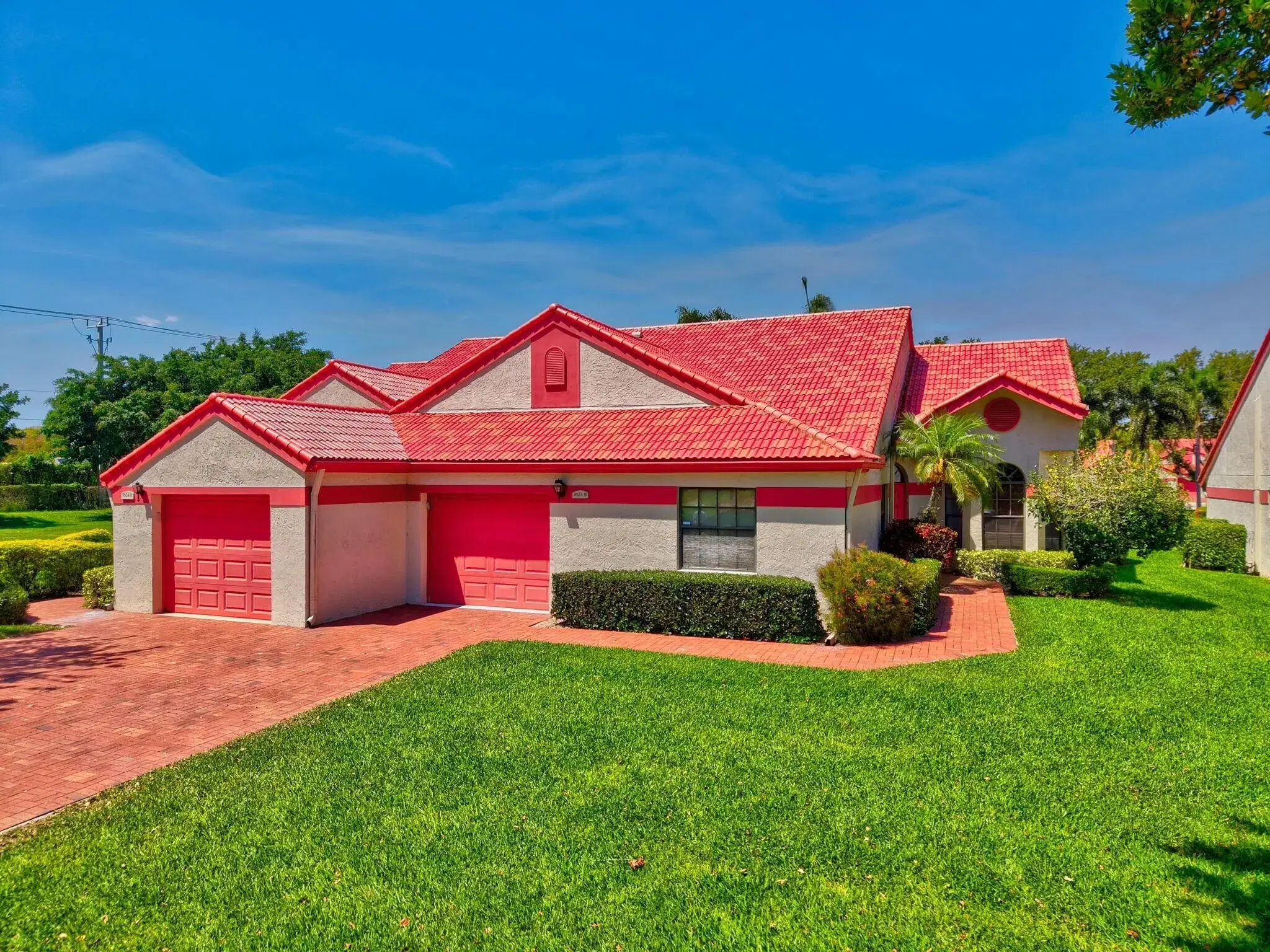 Picture of 7624 Lexington Club B Boulevard B, Delray Beach, FL 33446
