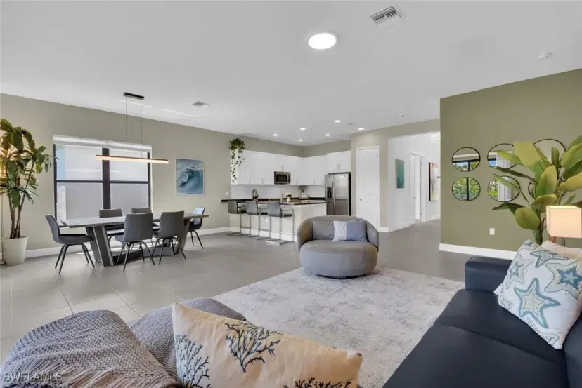 Picture of 12814 Woodbury Dr, Estero FL 33928