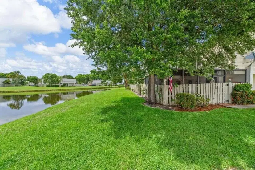 Picture of 1608 Shaker Circle Circle, Wellington FL 33414