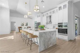 Picture of 670 Henley Dr, Naples, FL 34104