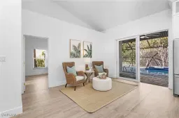 Picture of 670 Henley Dr, Naples, FL 34104
