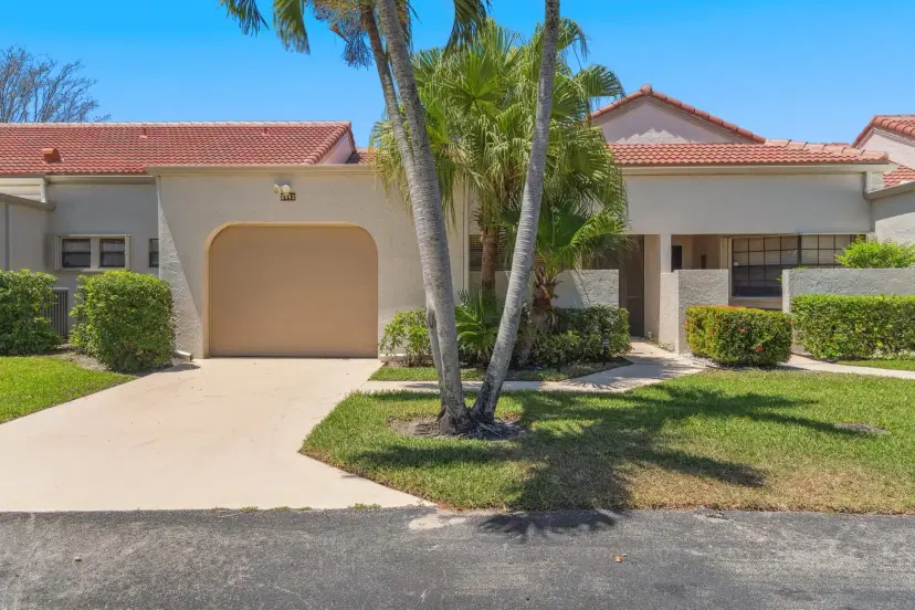 Picture of 5942 Parkwalk Circle W, Boynton Beach FL 33472