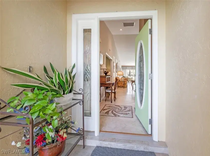 Picture of 522 Countryside Dr, Naples FL 34104