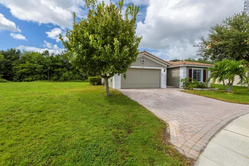 Picture of 2120 SW Marblehead Way, Port St Lucie FL 34983