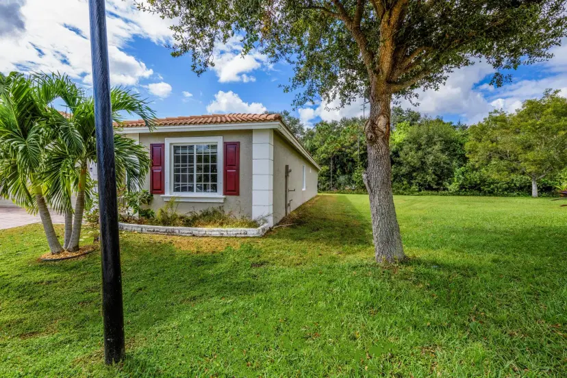 Picture of 2120 SW Marblehead Way, Port St Lucie FL 34983