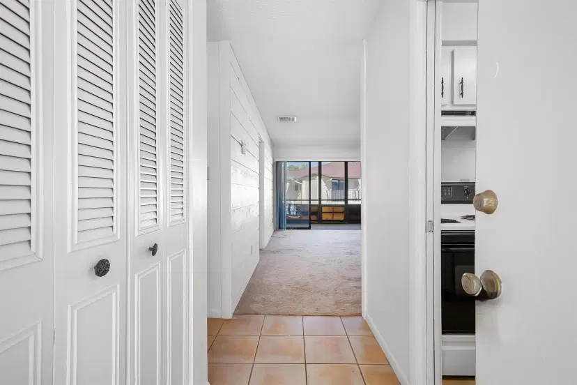 Picture of 2050 Oleander Boulevard 2205, Fort Pierce FL 34950