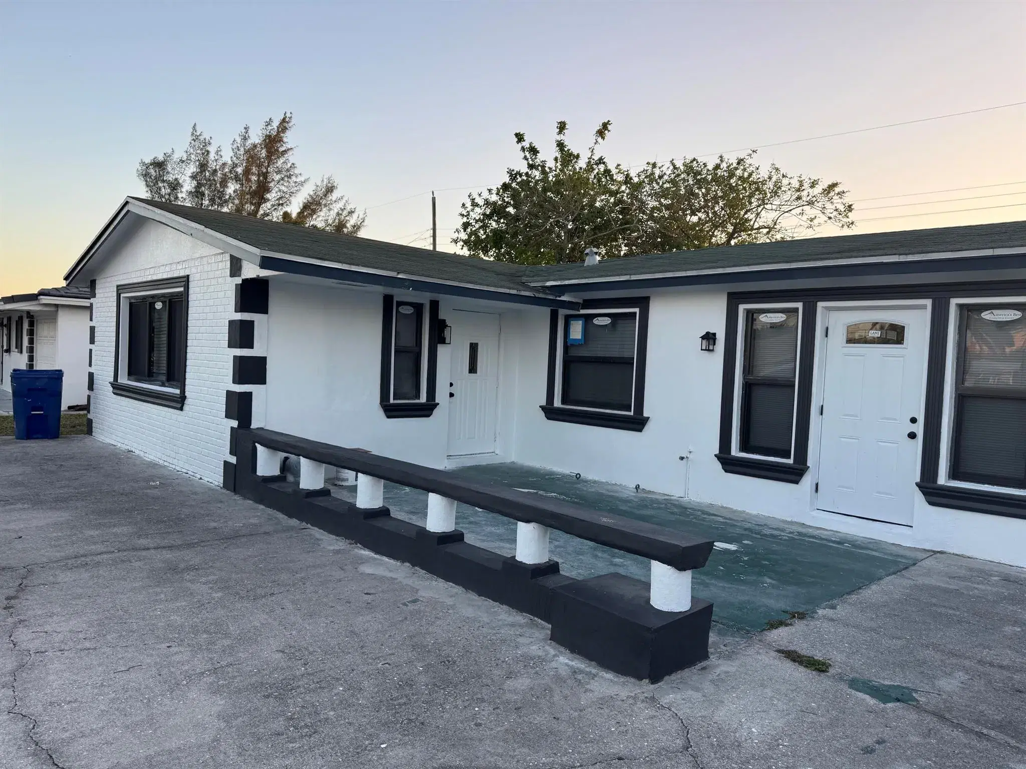 Picture of 3101 Avenue H E, Riviera Beach, FL 33404