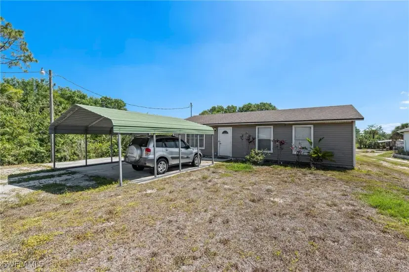 Picture of 570 20Th St Ne, Naples FL 34120