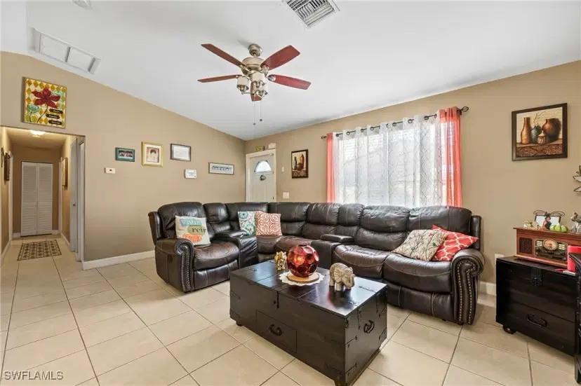 Picture of 570 20Th St Ne, Naples FL 34120