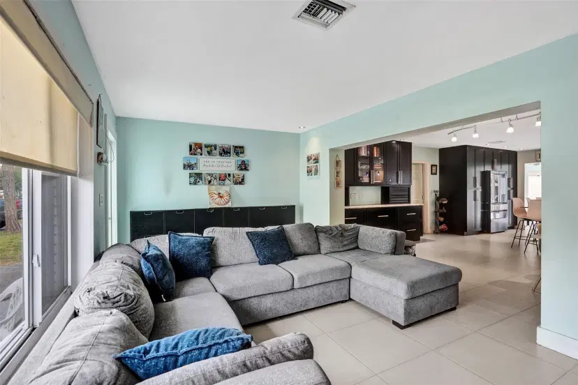 Picture of 1296 SW 4Th Ter, Pompano Beach FL 33060