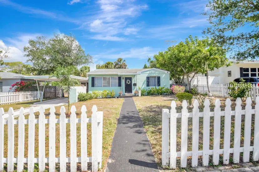Picture of 953 Churchill Road, West Palm Beach FL 33405