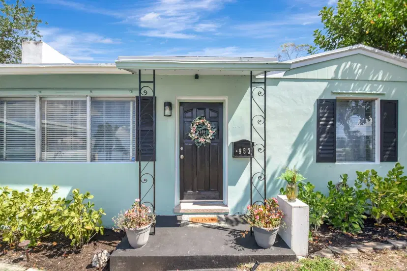 Picture of 953 Churchill Road, West Palm Beach FL 33405
