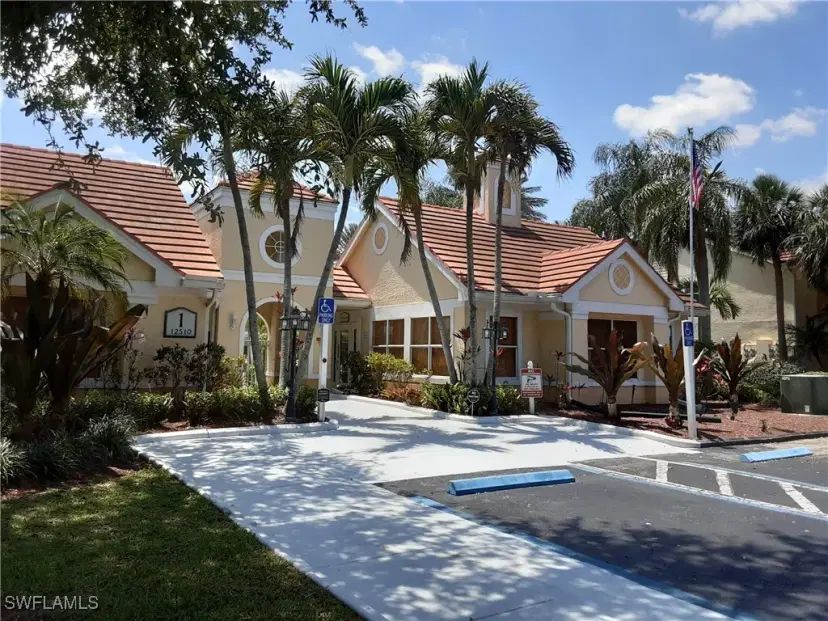 Picture of 12630 Equestrian Cir 1805, Fort Myers FL 33907