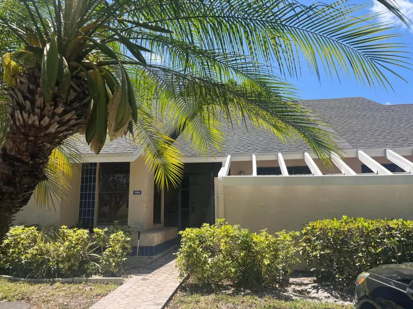 Picture of 10906 Lake Front Place, Boca Raton FL 33498