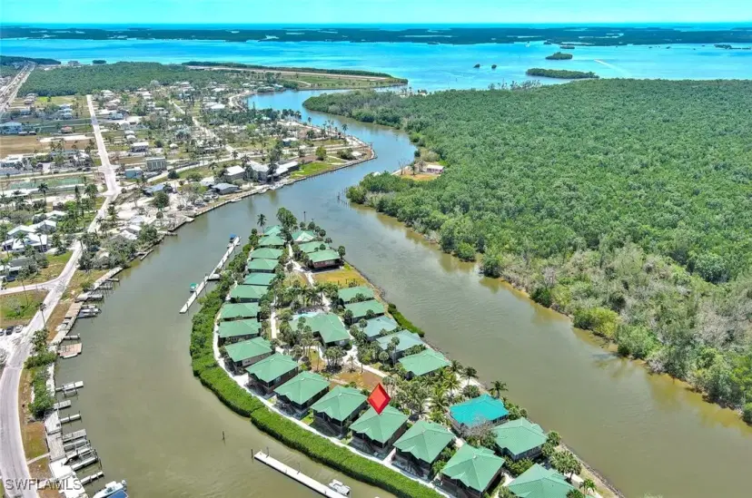 Picture of 305 Storter Ave N 5, Everglades City FL 34139